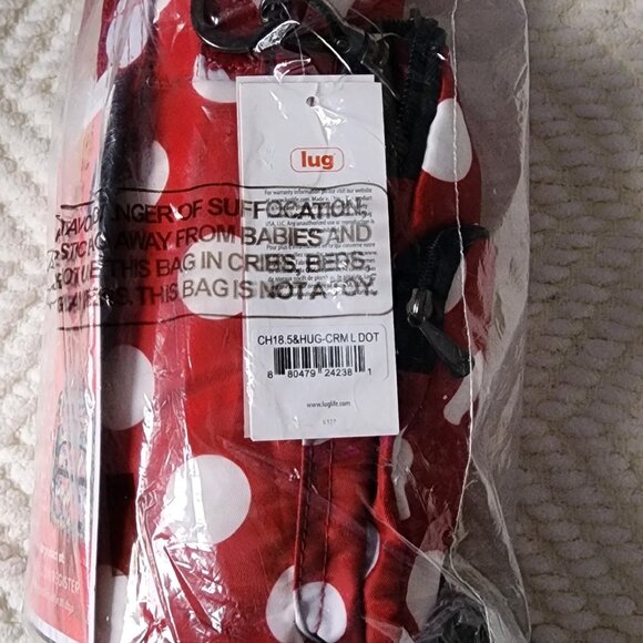 Lug Chuggie 18.5oz and Huggie Crossbody Bag Set - Crimson Large Dot - Picture 4 of 6